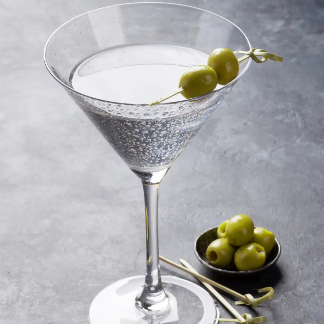 Cocktail Dry martini grâce à Allo Apéro Bordeaux